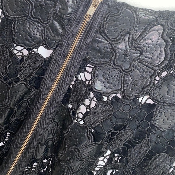 Leather/Lace Cropped top! - Picture 3 of 4